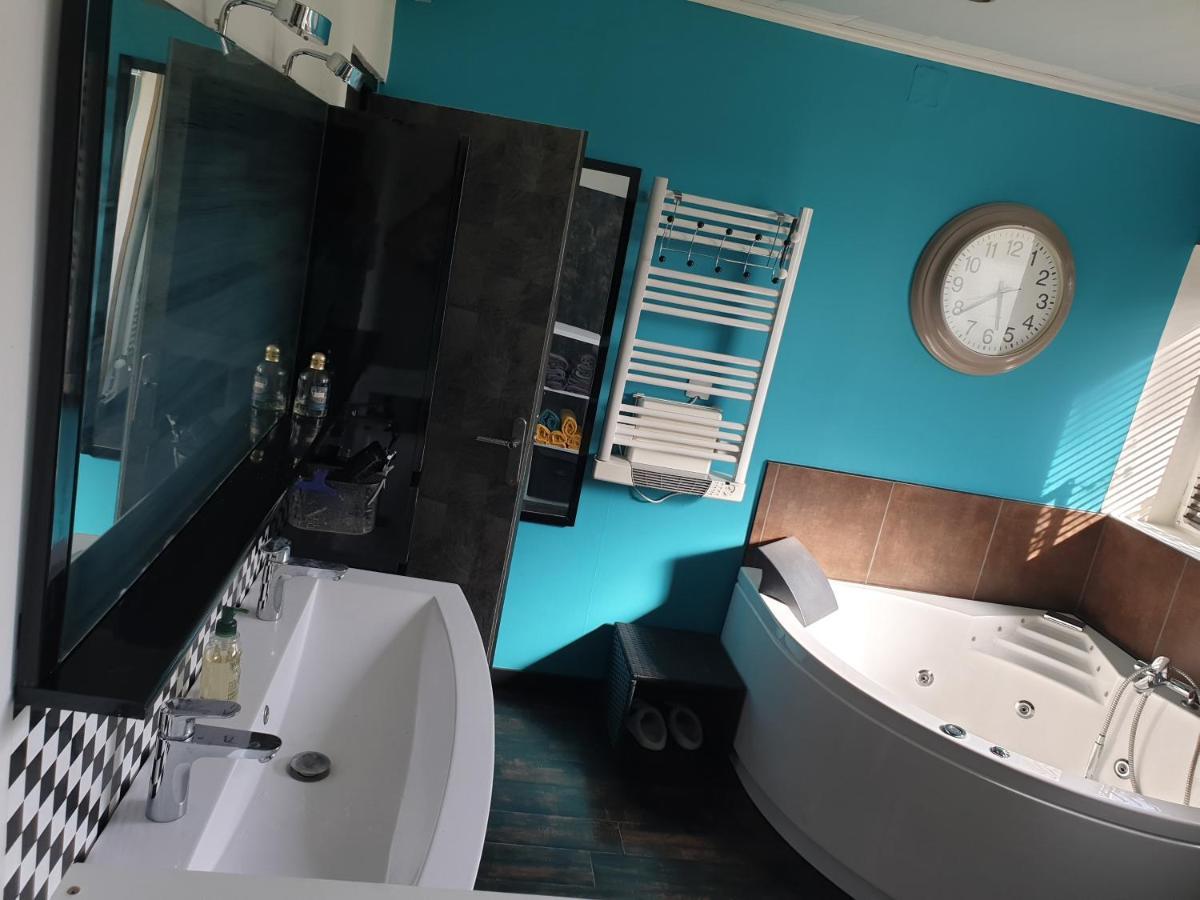 Bienvenue Chez Vous Villa Socx Exterior photo
